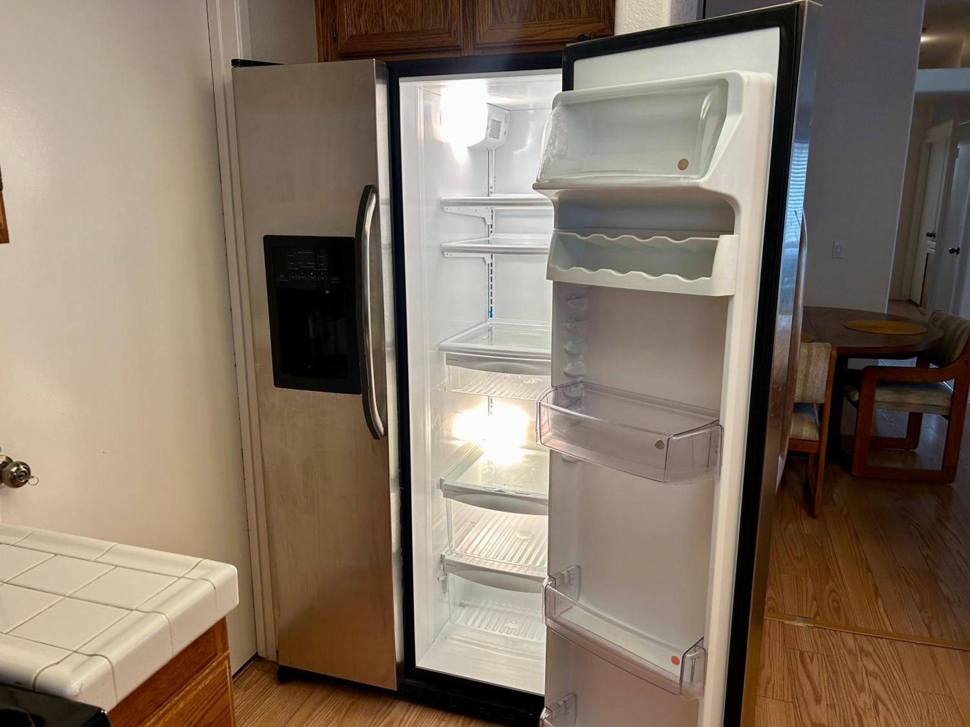 Golden Saddle Suite With Tv And Private Bathroom Хемет Екстериор снимка
